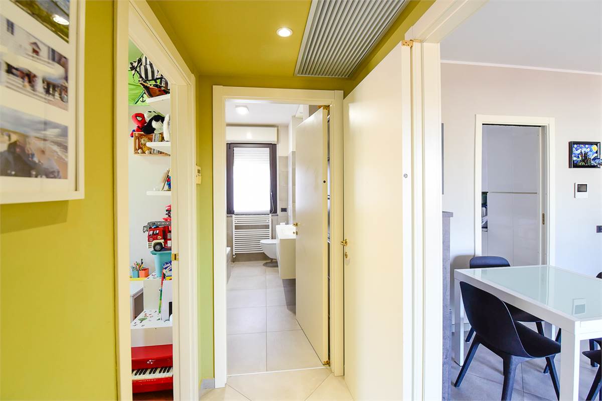 ESCLUSIVO TRILOCALE CON TERRAZZO E BOX