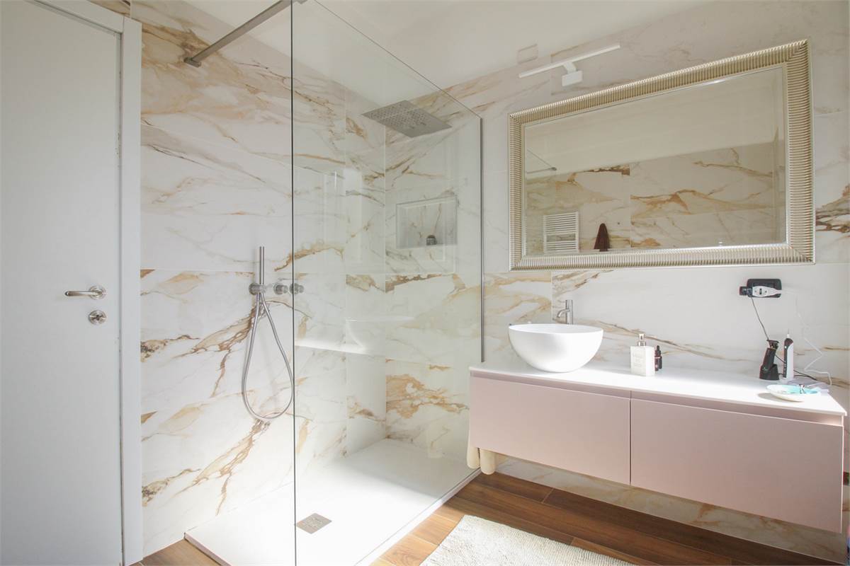 TRILOCALE RISTRUTTURATO CENTRO COMO