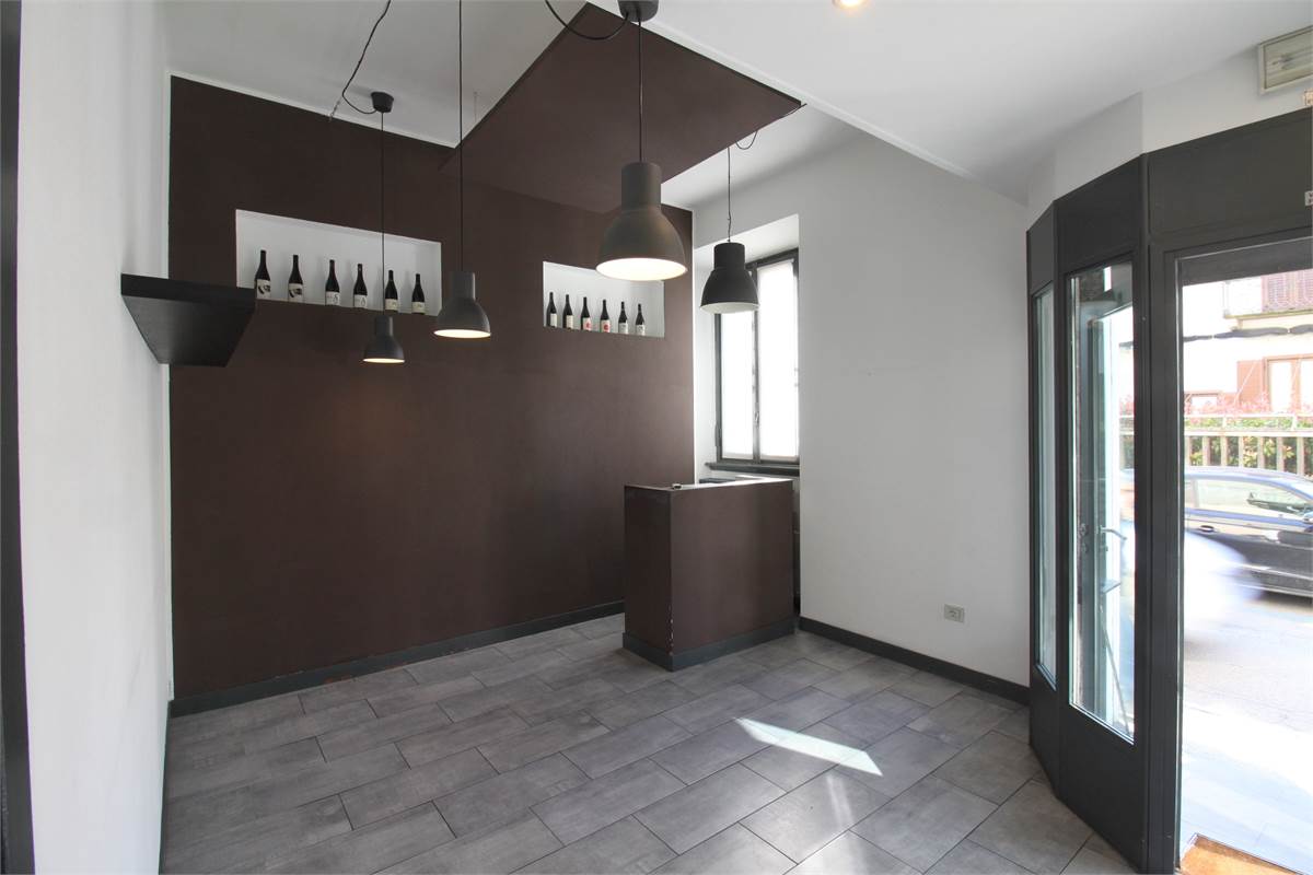 IMMOBILE COMMERCIALE  CERNOBBIO