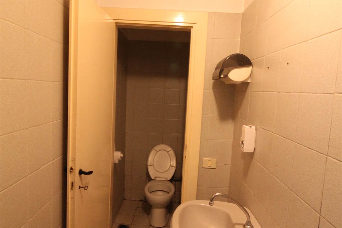 IMMOBILE COMMERCIALE  CERNOBBIO