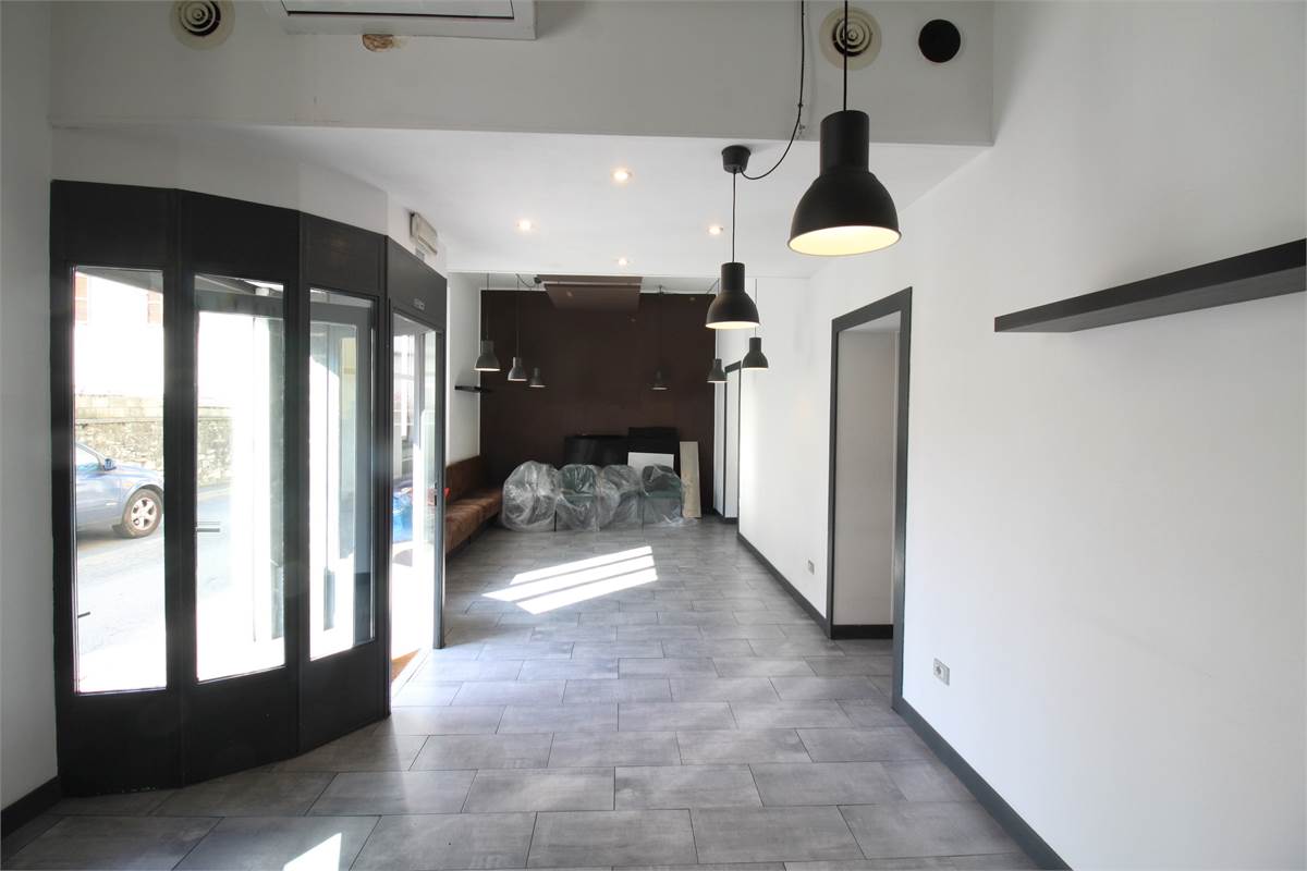 IMMOBILE COMMERCIALE  CERNOBBIO