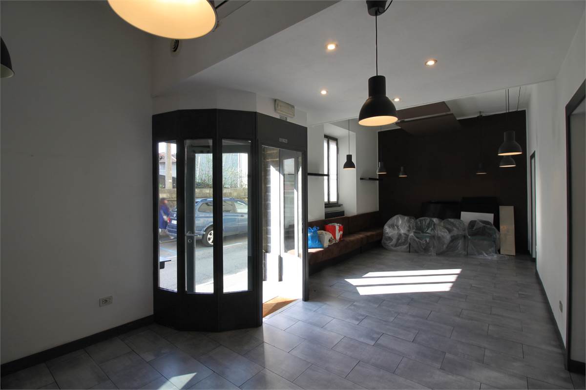 IMMOBILE COMMERCIALE  CERNOBBIO