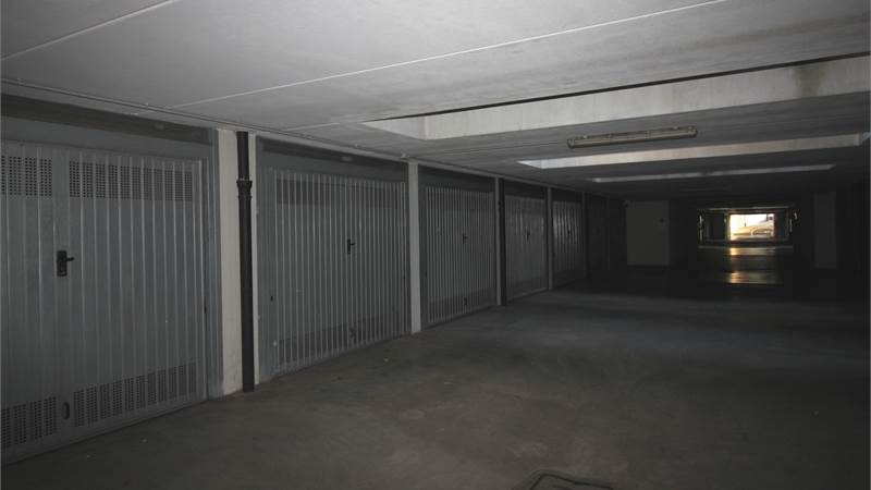 Garage in Vendita a Casnate con Bernate (CO)