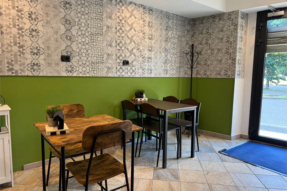 AFFITTO NEGOZIO - COMO CENTRO