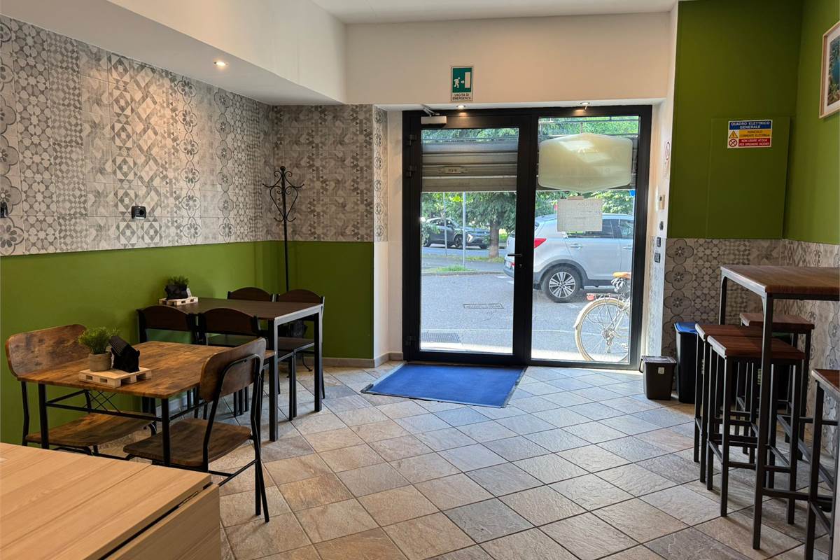 AFFITTO NEGOZIO - COMO CENTRO