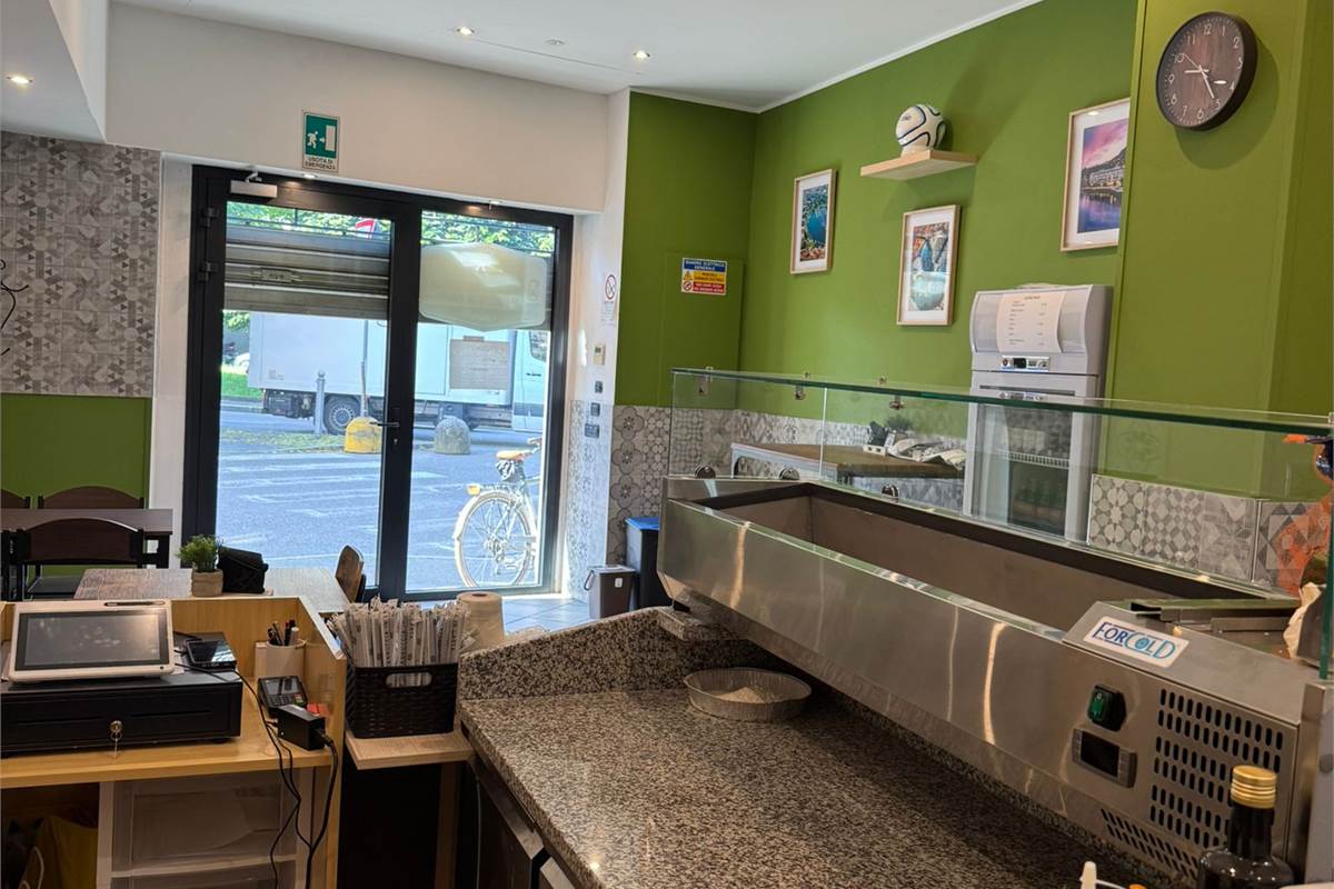 AFFITTO NEGOZIO - COMO CENTRO