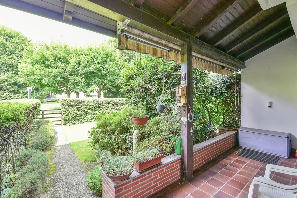 VILLA DI TESTA CON GIARDINO