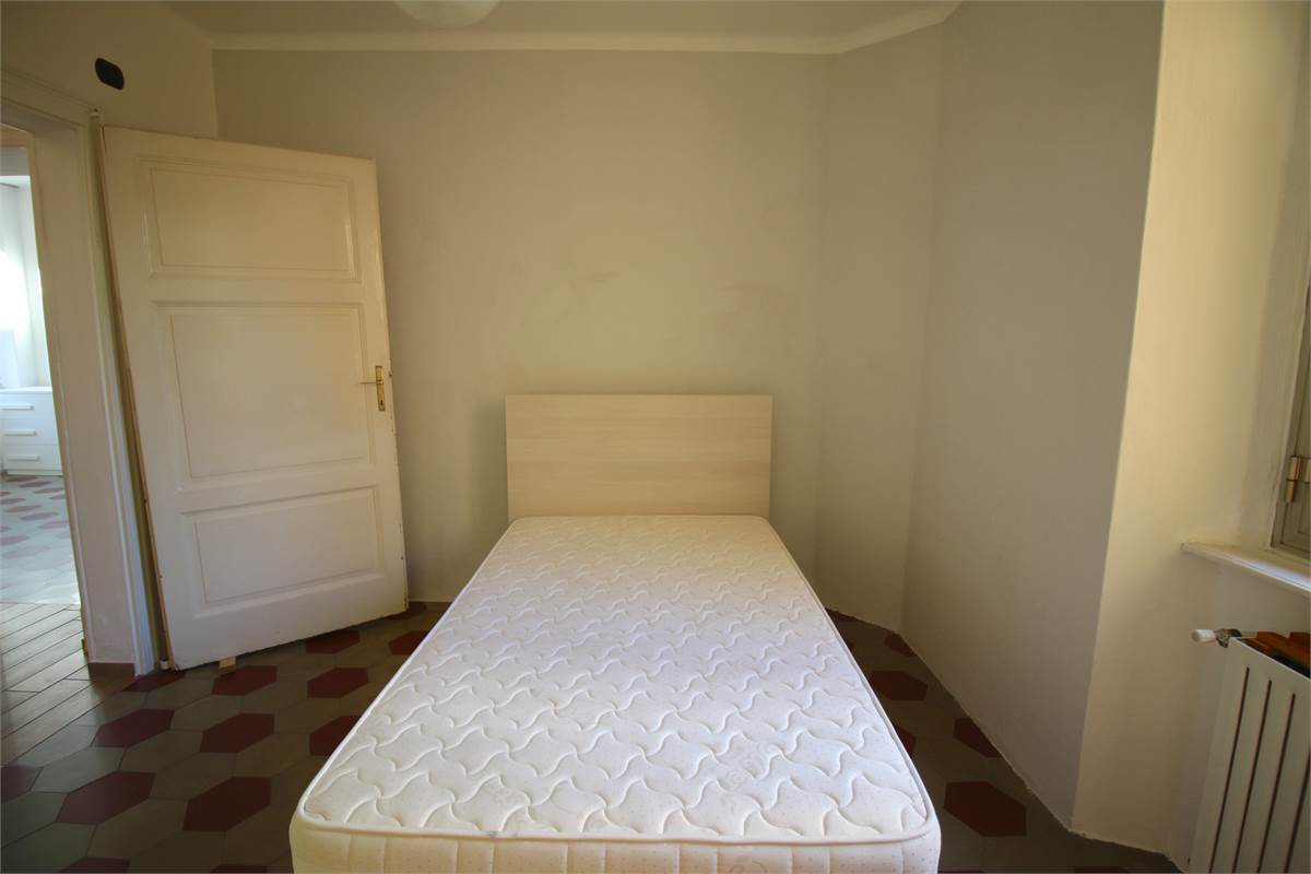 TRILOCALE IN CENTRO 