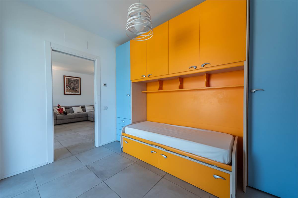 NUOVO QUADRILOCALE CON TERRAZZO E BOX CERNOBBIO