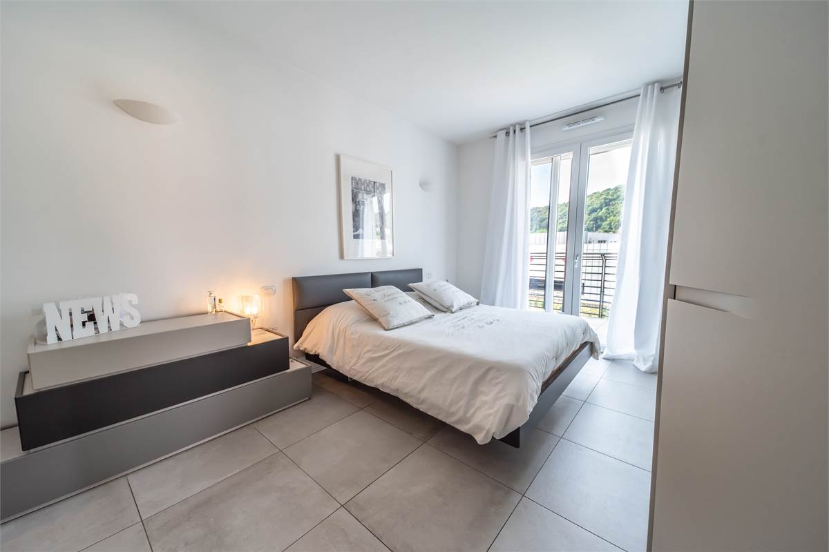 NUOVO QUADRILOCALE CON TERRAZZO E BOX CERNOBBIO