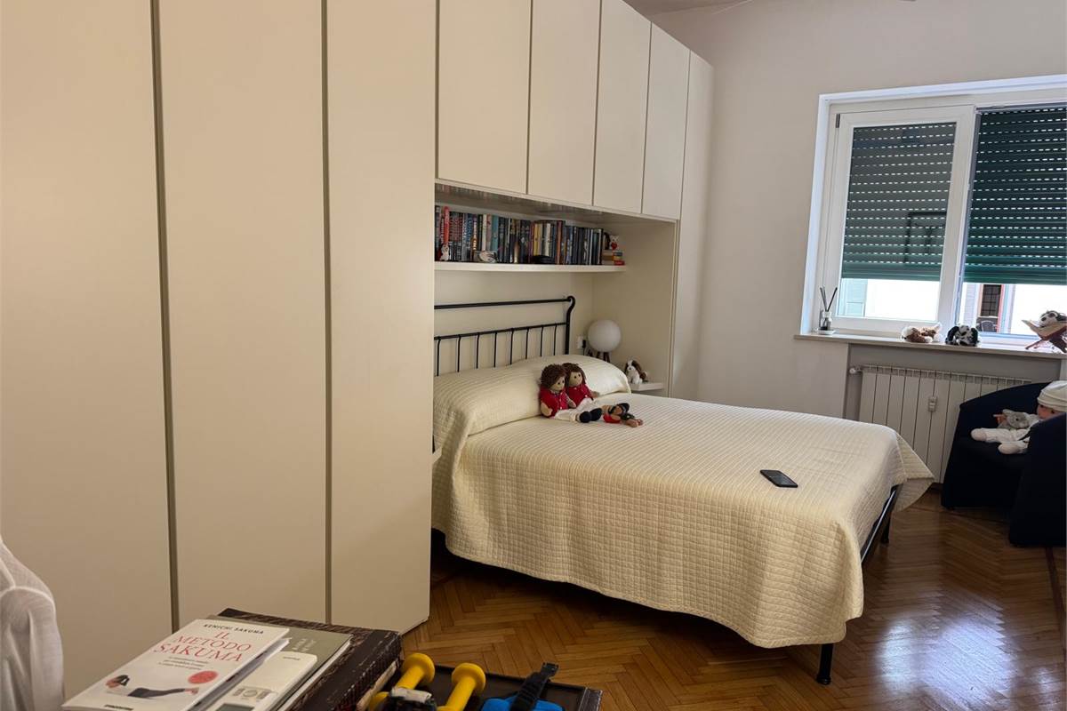 SIGNORILE TRILOCALE IN CENTRO STORICO