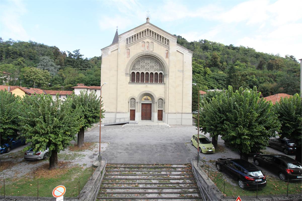 MODERNO BILOCALE ZONA CAMERLATA