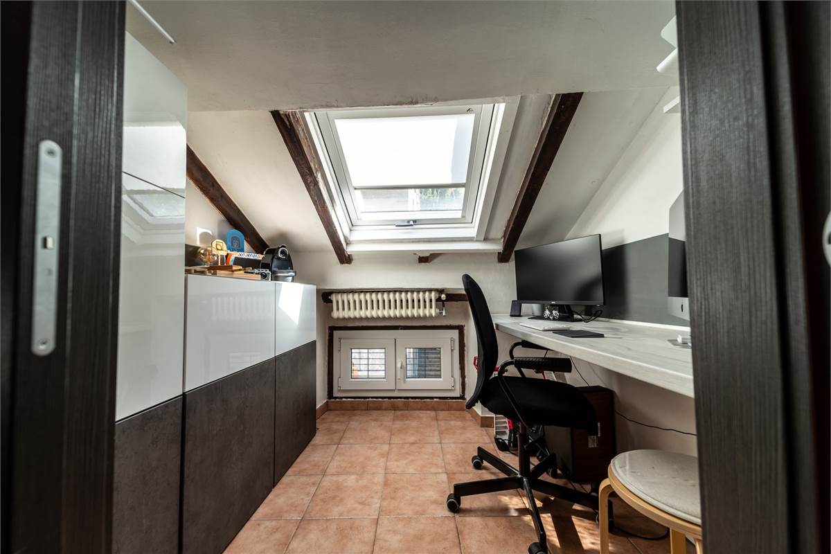 QUADRILOCALE SU DUE LIVELLI CON TERRAZZA VISTA LAGO COMO