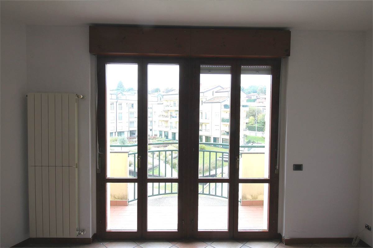 AMPIO QUADRILOCALE CON BOX DOPPIO - VILLA GUARDIA