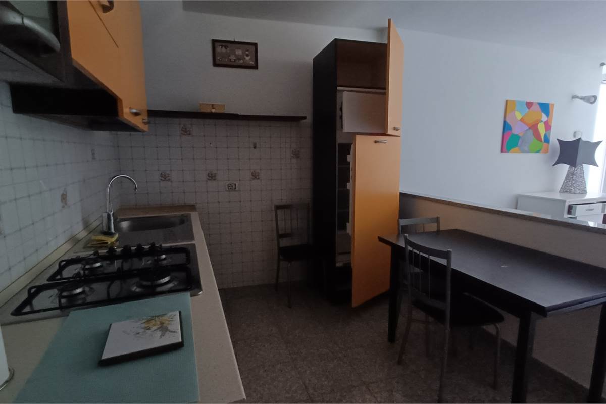 PORZIONE CASA CIELO TERRA CON  2 GRANDI BOX - ROVENNA - CERNOBBIO