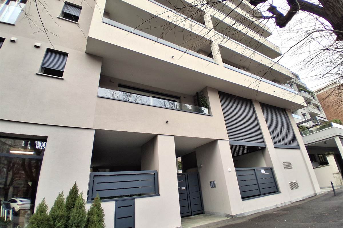 NUOVO QUADRILOCALE IN AFFITTO - BORGHI - COMO