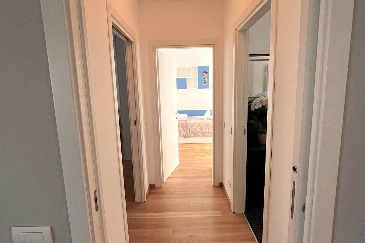 NUOVO QUADRILOCALE IN AFFITTO - BORGHI - COMO