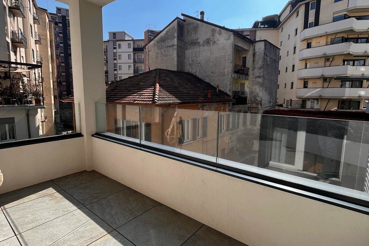 NUOVO QUADRILOCALE IN AFFITTO - BORGHI - COMO