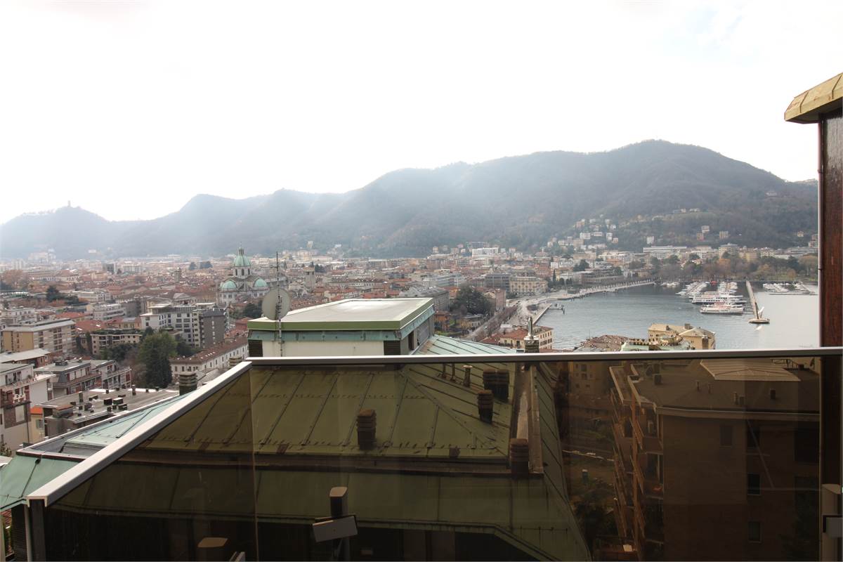 SPLENDITO QUADRILOCALE IN ZONA PANORAMICA