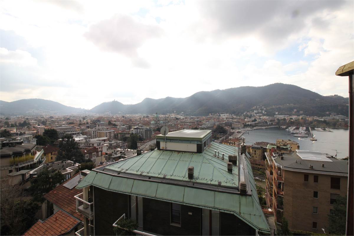 SPLENDITO QUADRILOCALE IN ZONA PANORAMICA