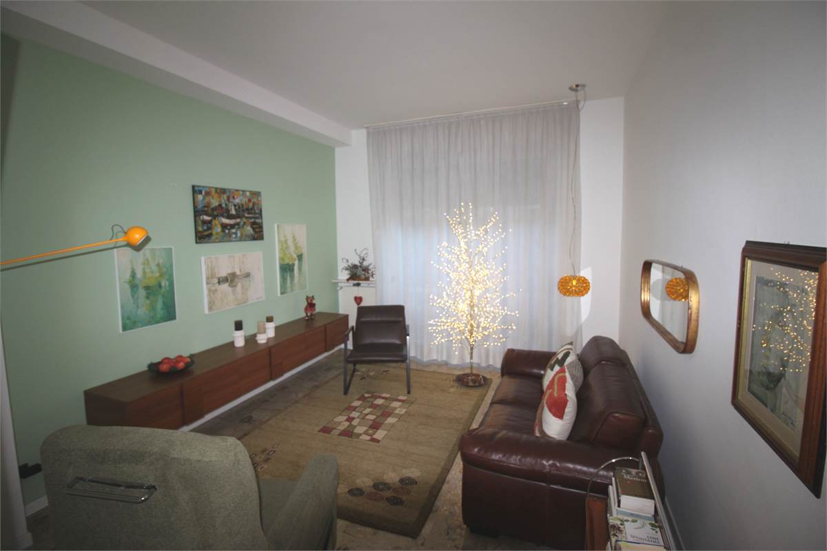 AMPIO APPARTAMENTO BILOCALE CON MERAVIGLIOSO TERRAZZO