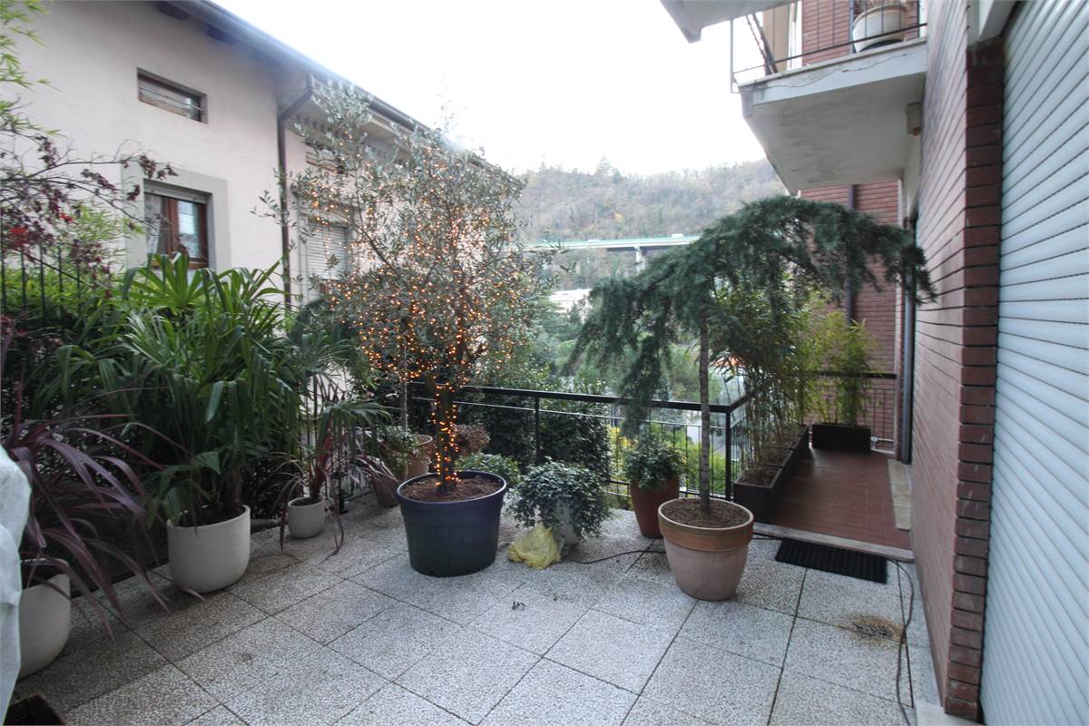 AMPIO APPARTAMENTO BILOCALE CON MERAVIGLIOSO TERRAZZO