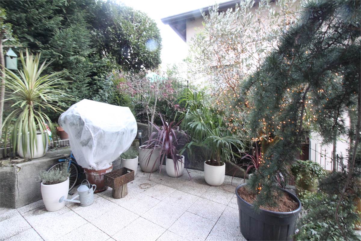 AMPIO APPARTAMENTO BILOCALE CON MERAVIGLIOSO TERRAZZO