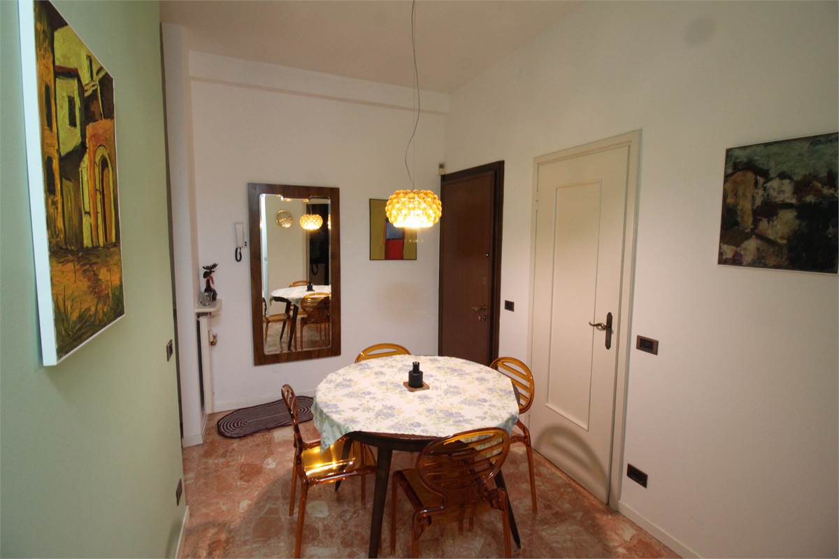 AMPIO APPARTAMENTO BILOCALE CON MERAVIGLIOSO TERRAZZO