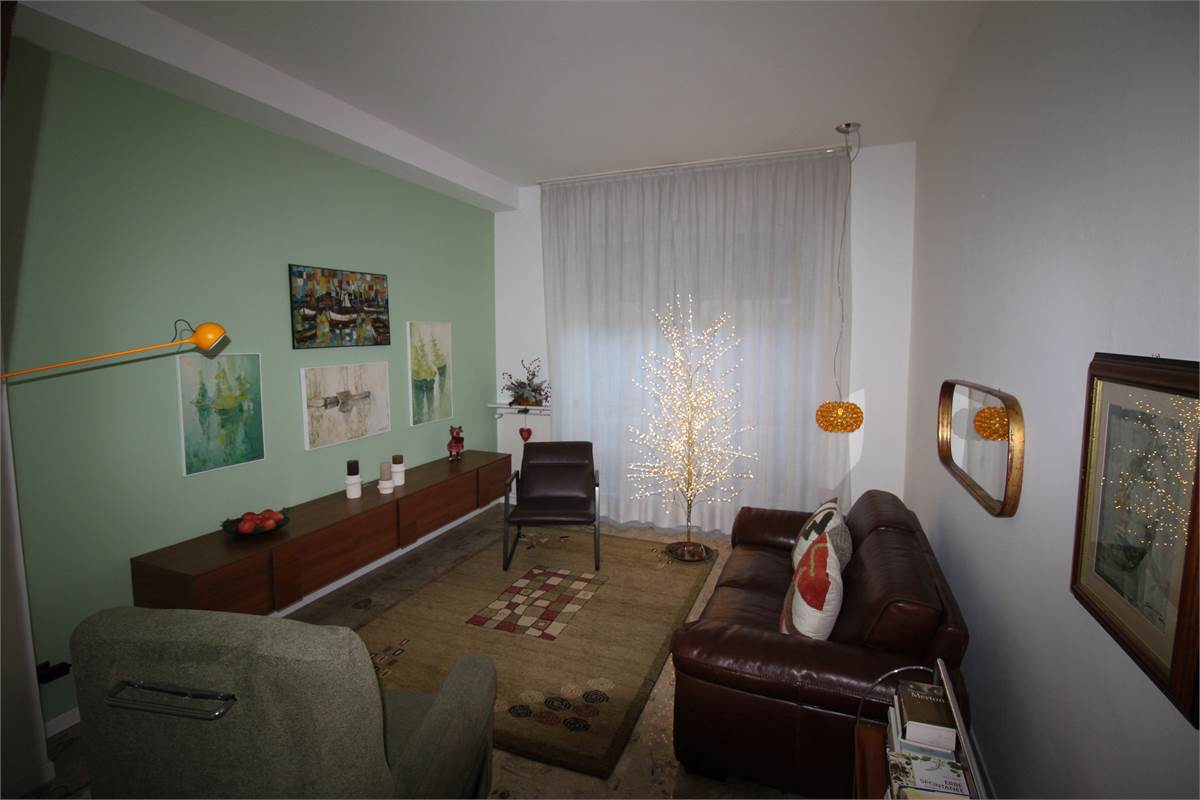 AMPIO APPARTAMENTO BILOCALE CON MERAVIGLIOSO TERRAZZO