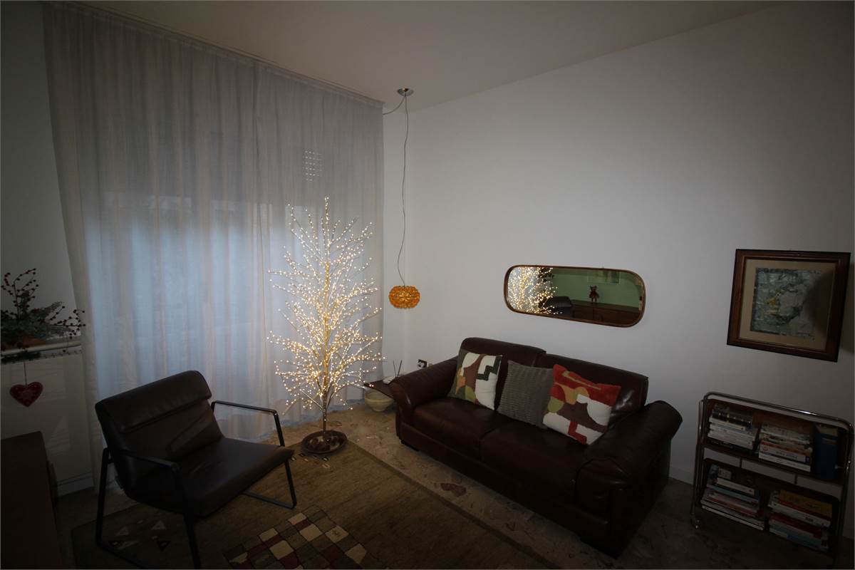 AMPIO APPARTAMENTO BILOCALE CON MERAVIGLIOSO TERRAZZO