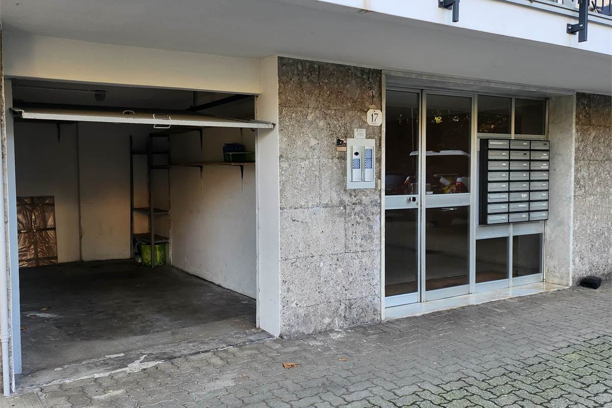 Ampio trilocale in zona Villa Olmo