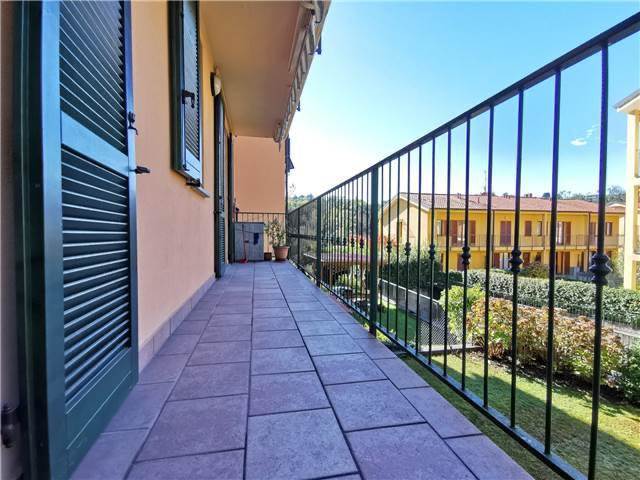 COMO CAMNAGO VOLTA bilocale arredato con balcone, box e cantina