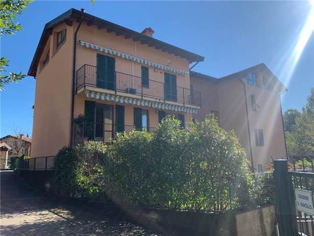 COMO CAMNAGO VOLTA bilocale arredato con balcone, box e cantina