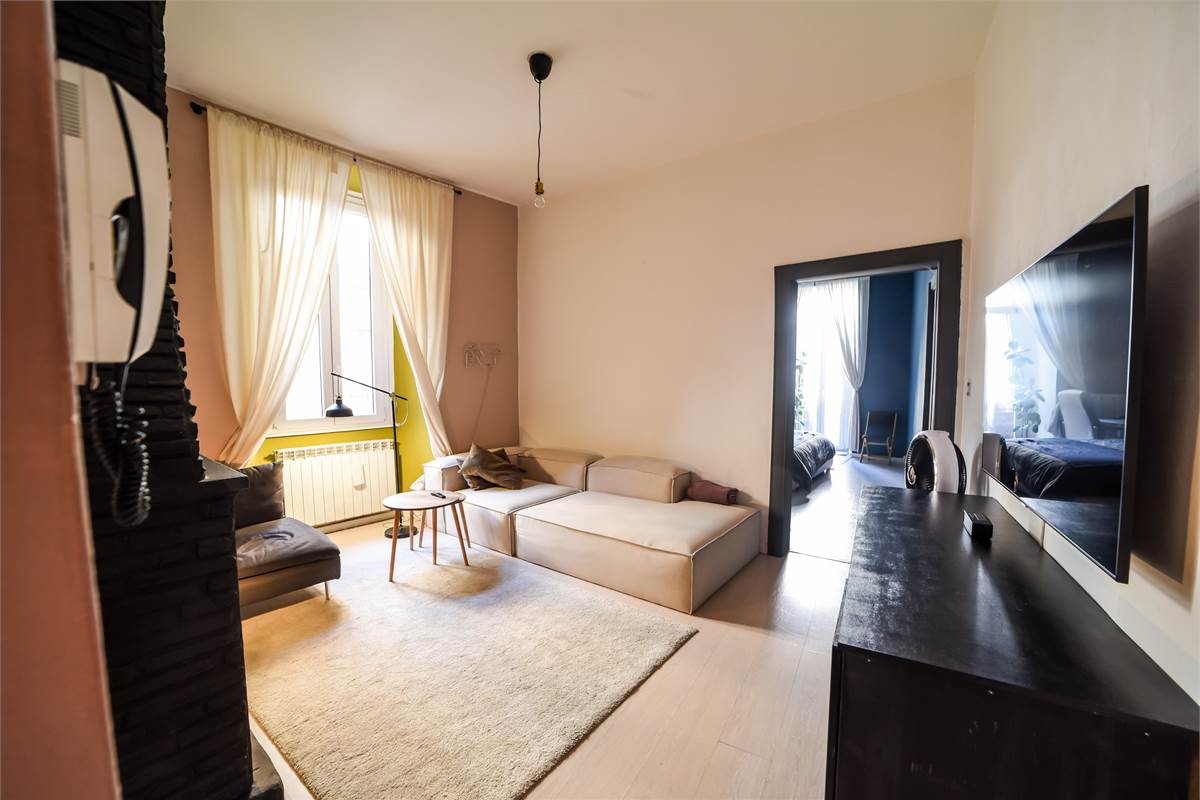 APPARTAMENTO CON BALCONE CENTRO STORICO - COMO