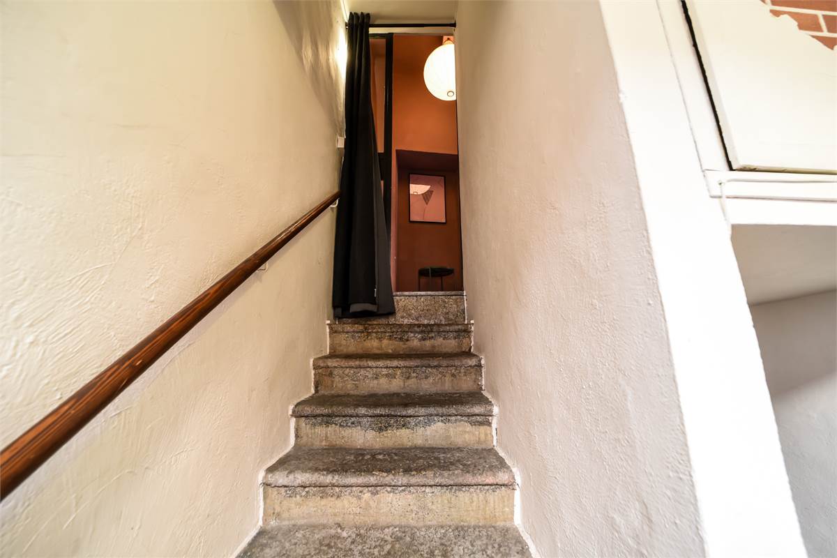 APPARTAMENTO CON BALCONE CENTRO STORICO - COMO