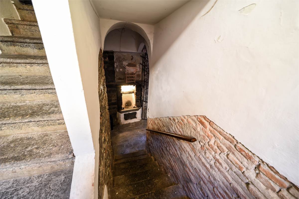 APPARTAMENTO CON BALCONE CENTRO STORICO - COMO