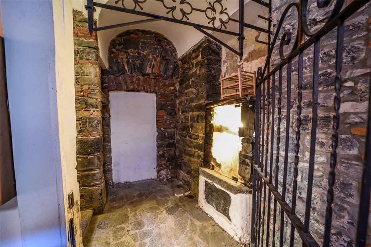 APPARTAMENTO CON BALCONE CENTRO STORICO - COMO