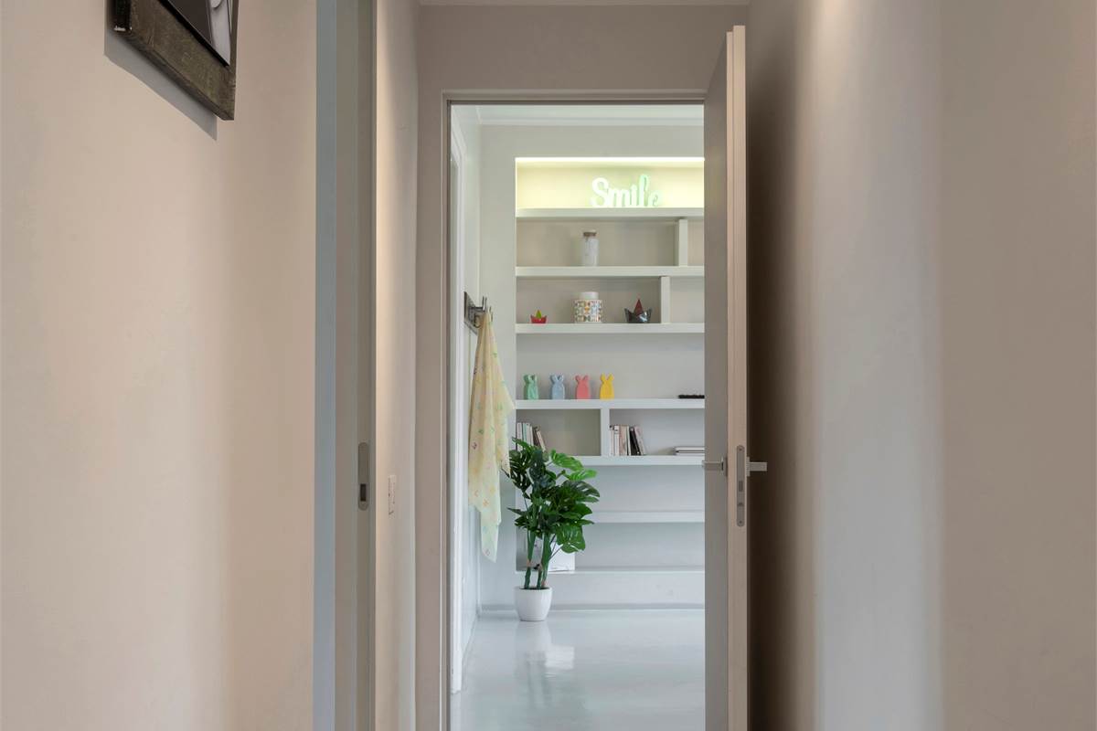 QUADRILOCALE IN CORTE INTERNA CON BOX - CENTRO - COMO  