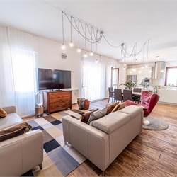 Centro Storico Como – quadrilocale con terrazzo e possibilità box doppio di 54mq.