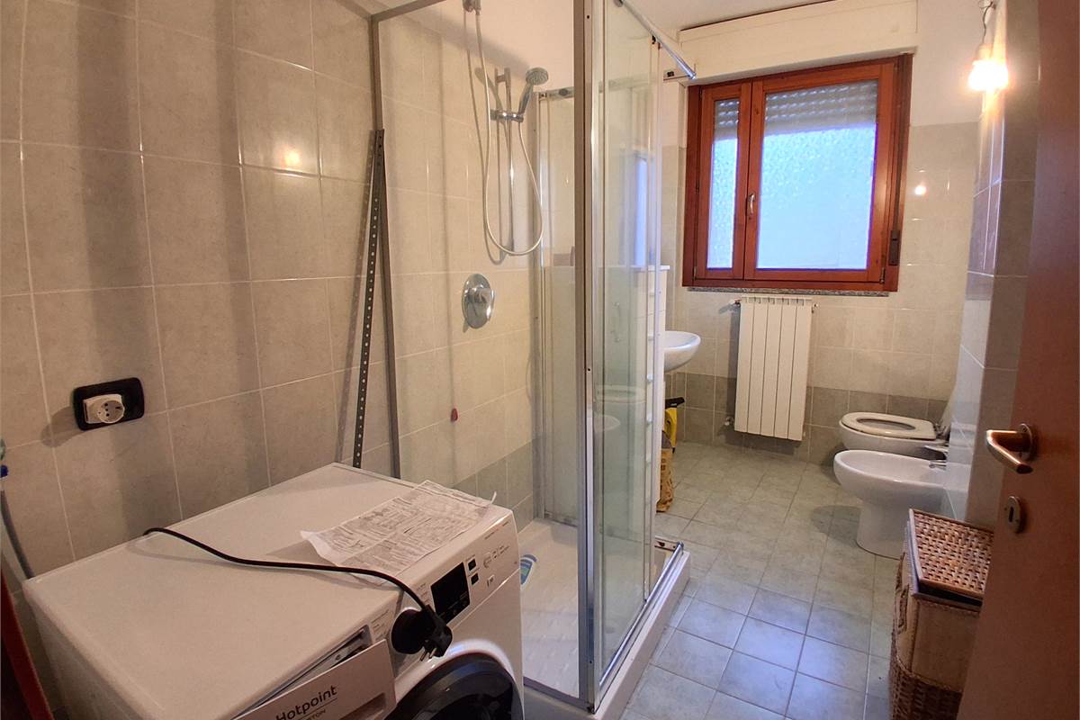 BILOCALE IN AFFITTO - VIA ALCIATO - COMO