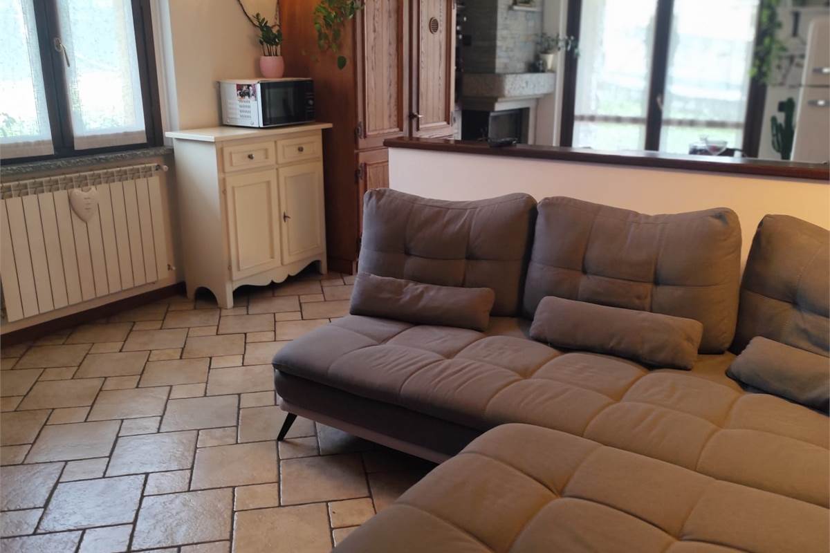 APPARTAMENTO INDIPENDENTE TRILOCALE CON GIARDINO - ORSENIGO - COMO