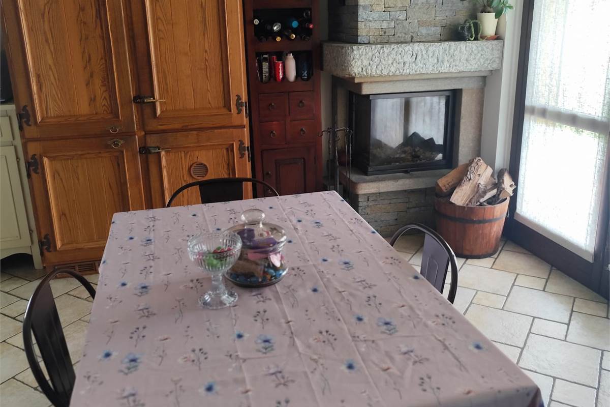 APPARTAMENTO INDIPENDENTE TRILOCALE CON GIARDINO - ORSENIGO - COMO