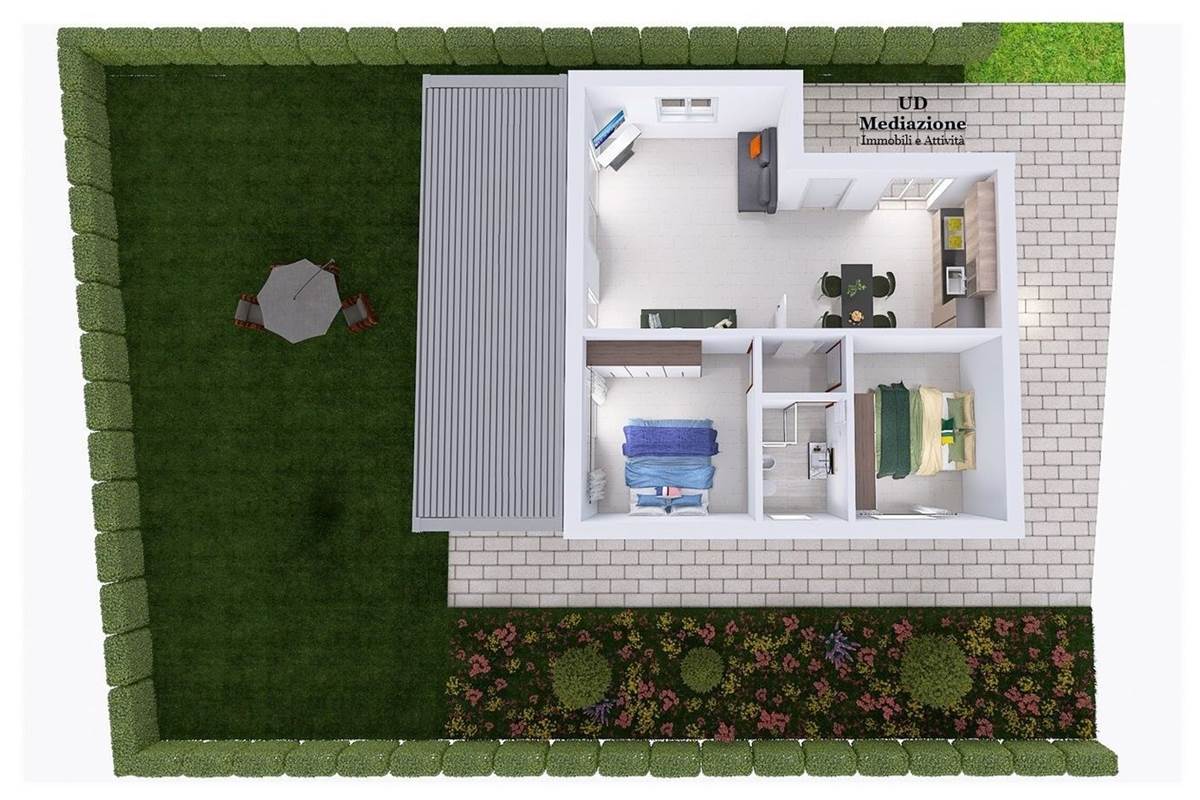 Luminoso appartamento con giardino privato a Gravedona ed U.