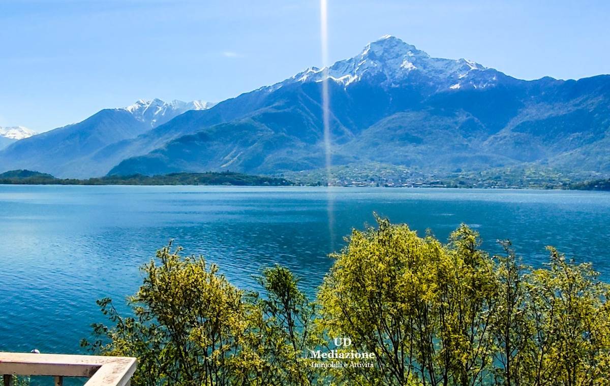 vista dal giardino Colico e Monte Legnone