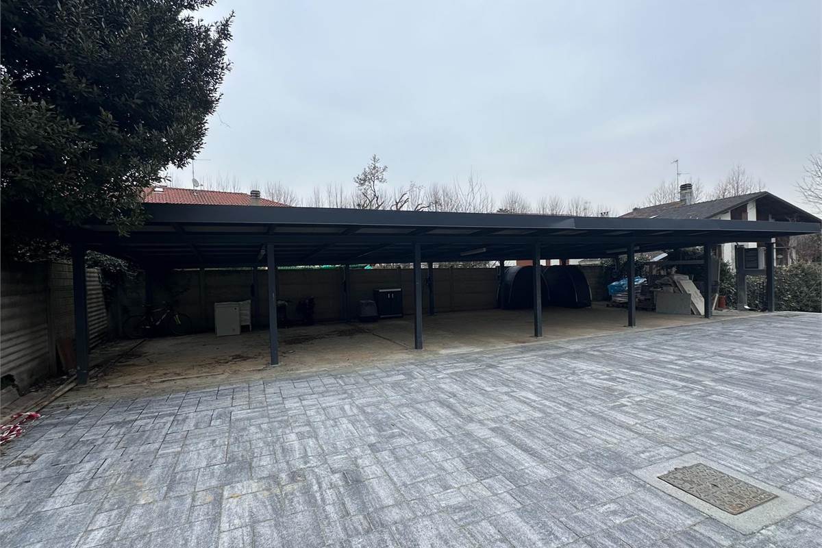 APPIANO GENTILE APPARTAMENTI IN RISTRUTTURAZIONE 