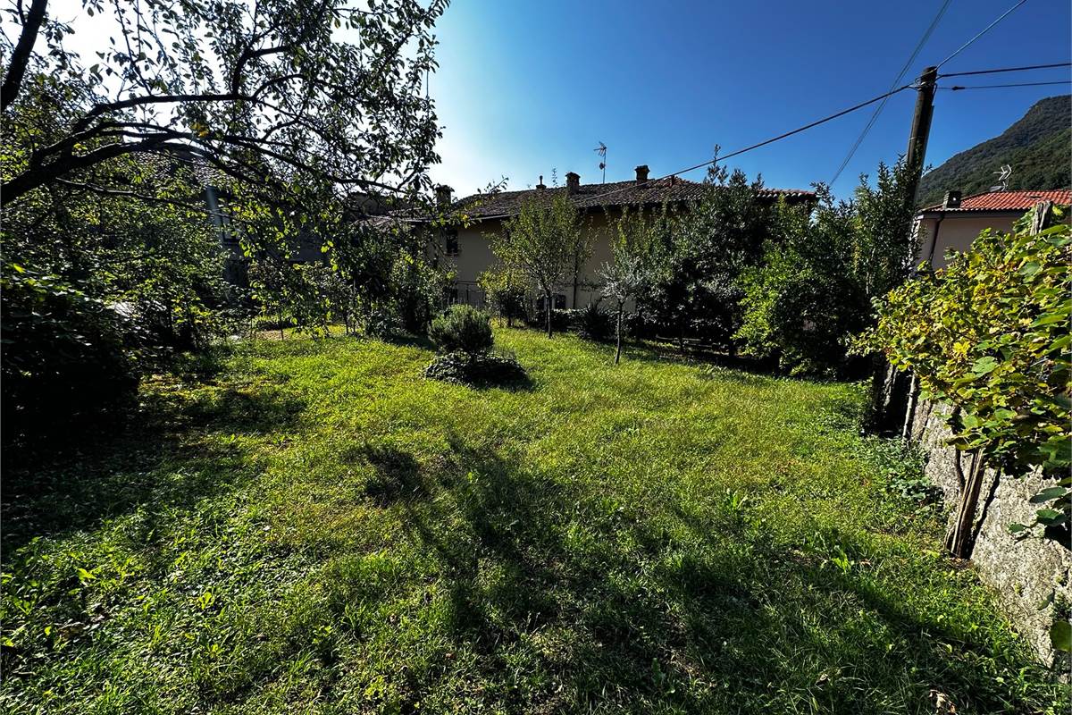RUSTICO CASLINO D'ERBA