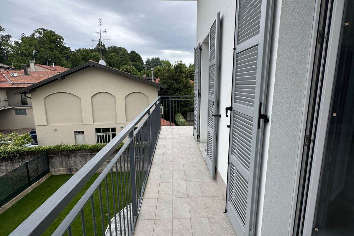 APPIANO GENTILE APPARTAMENTI IN RISTRUTTURAZIONE 