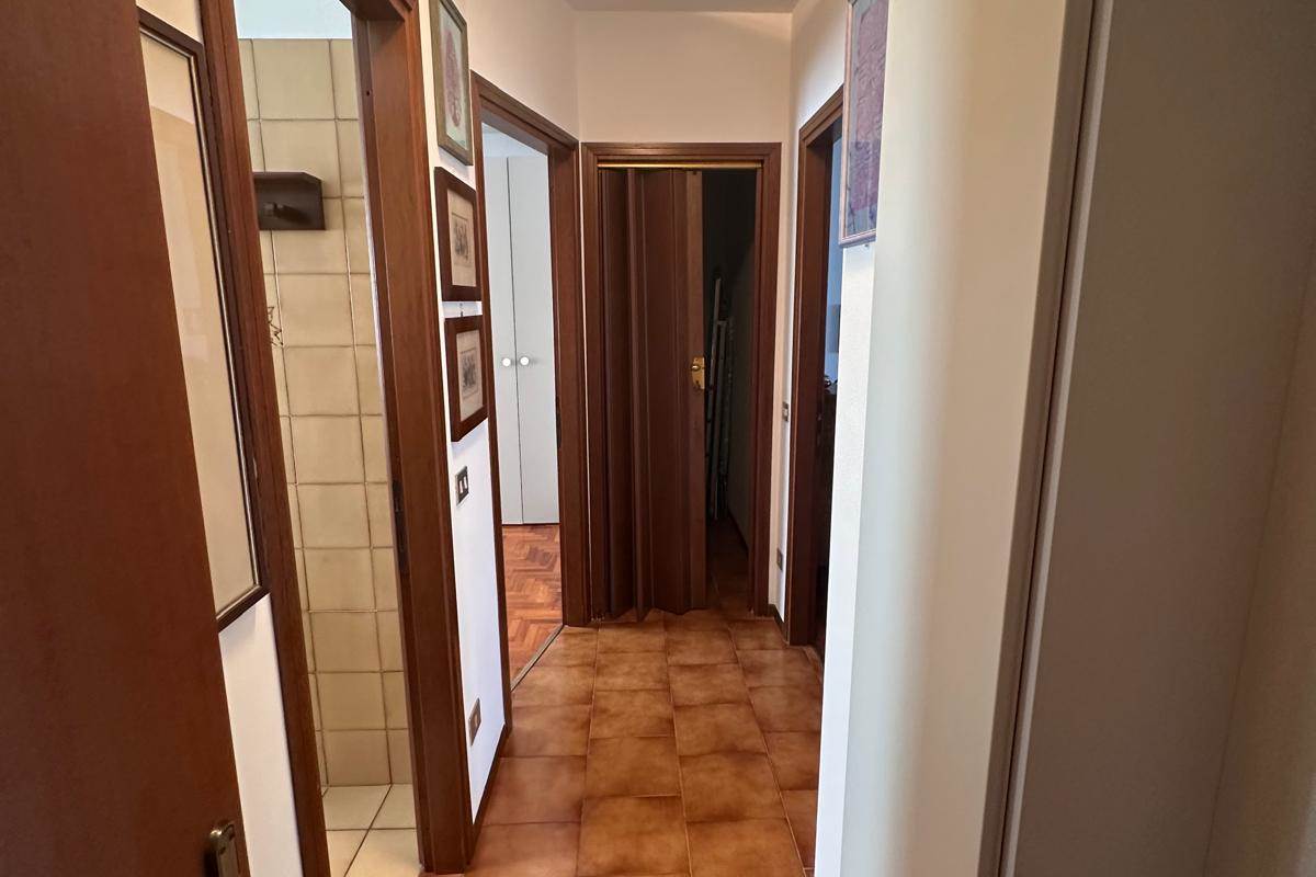ERBA AMPIO TRILOCALE TERMOAUTONOMO BOX DOPPIO 