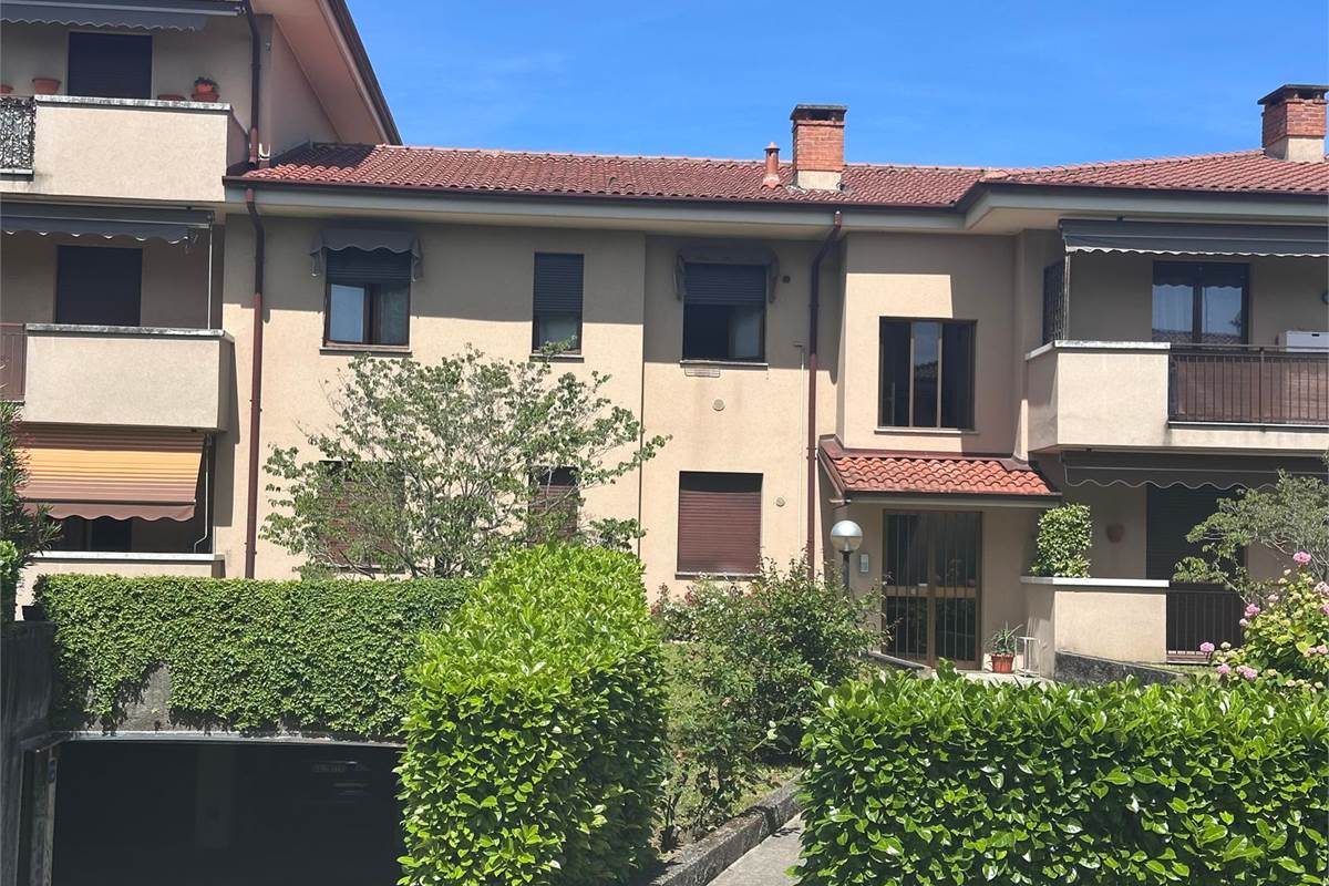 ERBA AMPIO TRILOCALE TERMOAUTONOMO BOX DOPPIO 