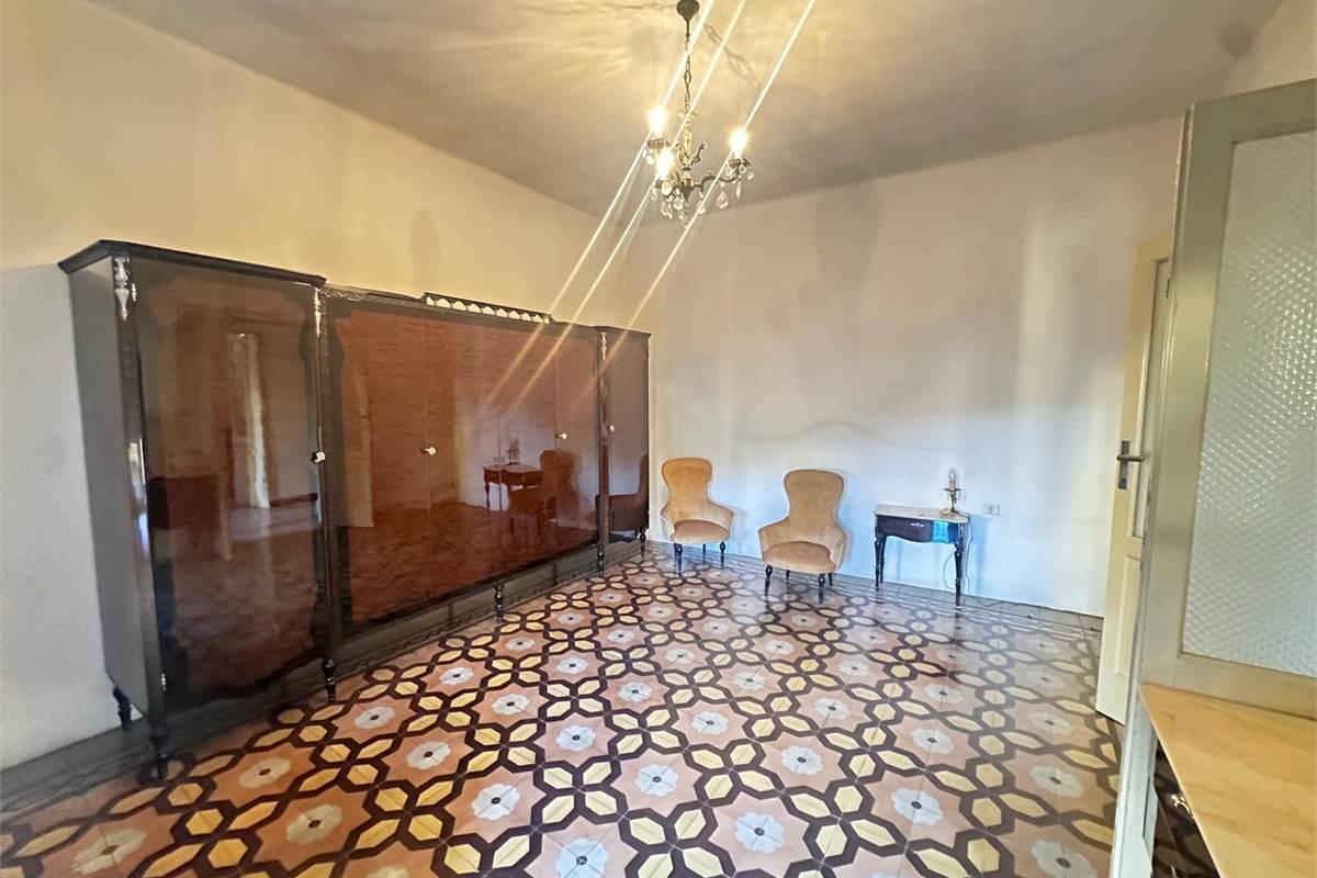 ALBESE CON CASSA CASA SEMINDIPENDENTE 